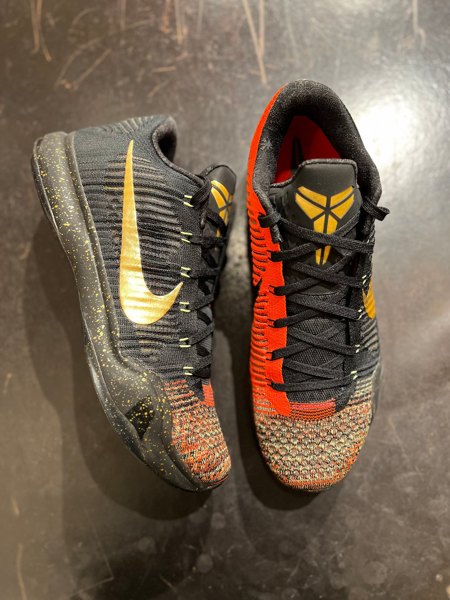 Nike Kobe 10 Elite Christmas (PREOWNED)