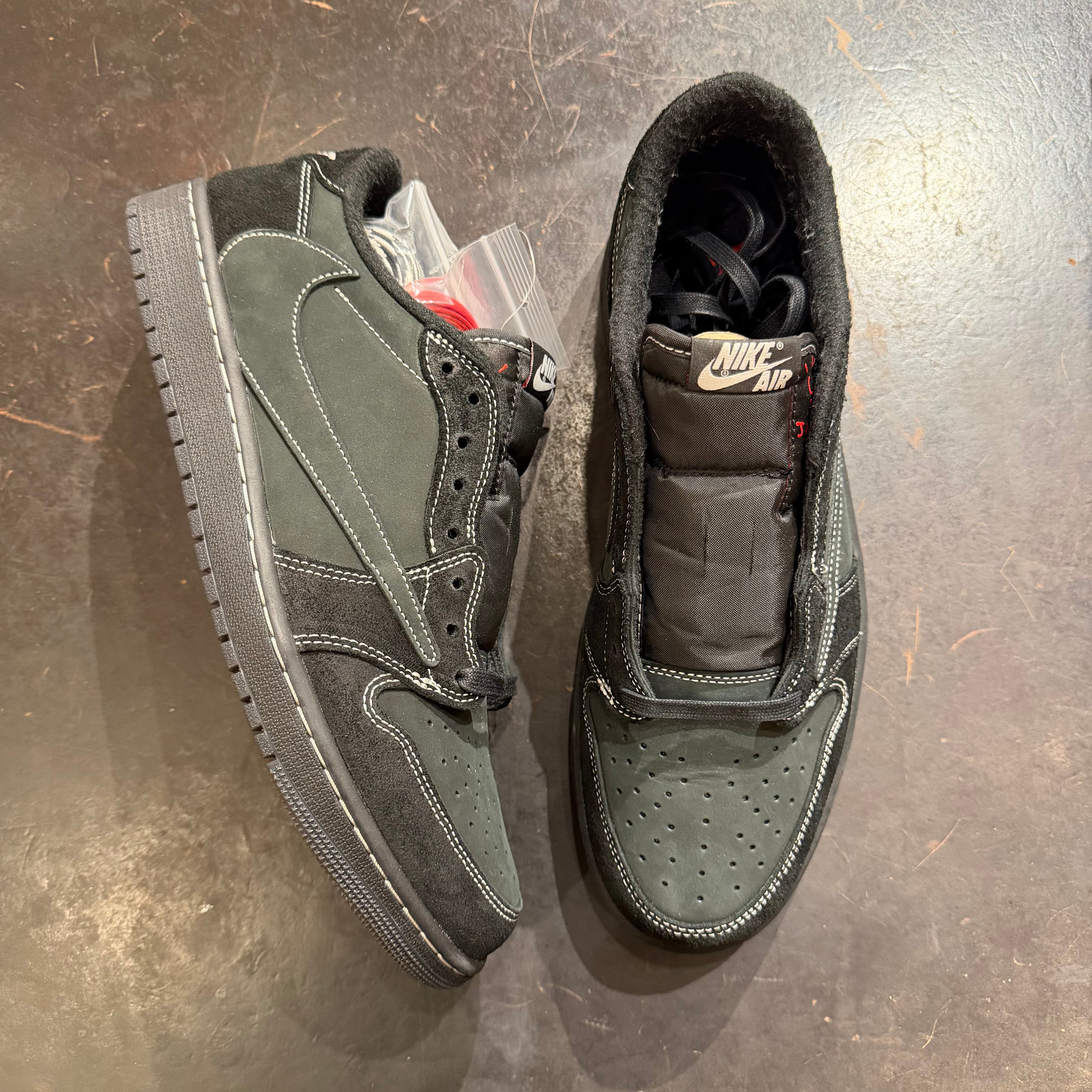 Jordan 1 Low OG SP Travis Scott Black Phantom (PREOWNED)