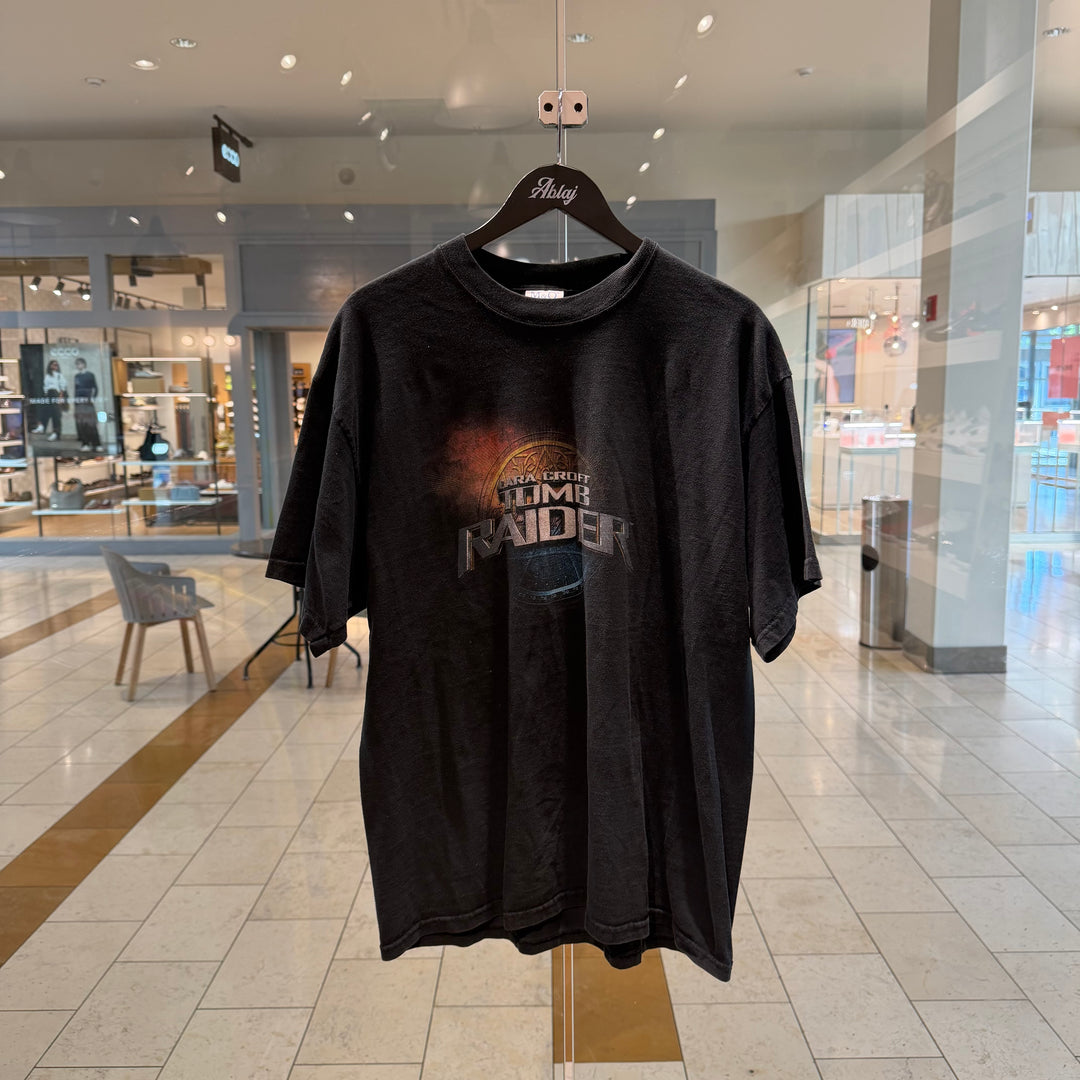 Lara Croft Tomb Raider 2001 Vintage Tee