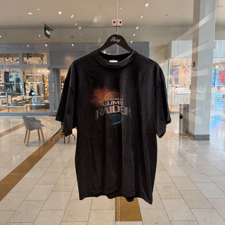 Lara Croft Tomb Raider 2001 Vintage Tee