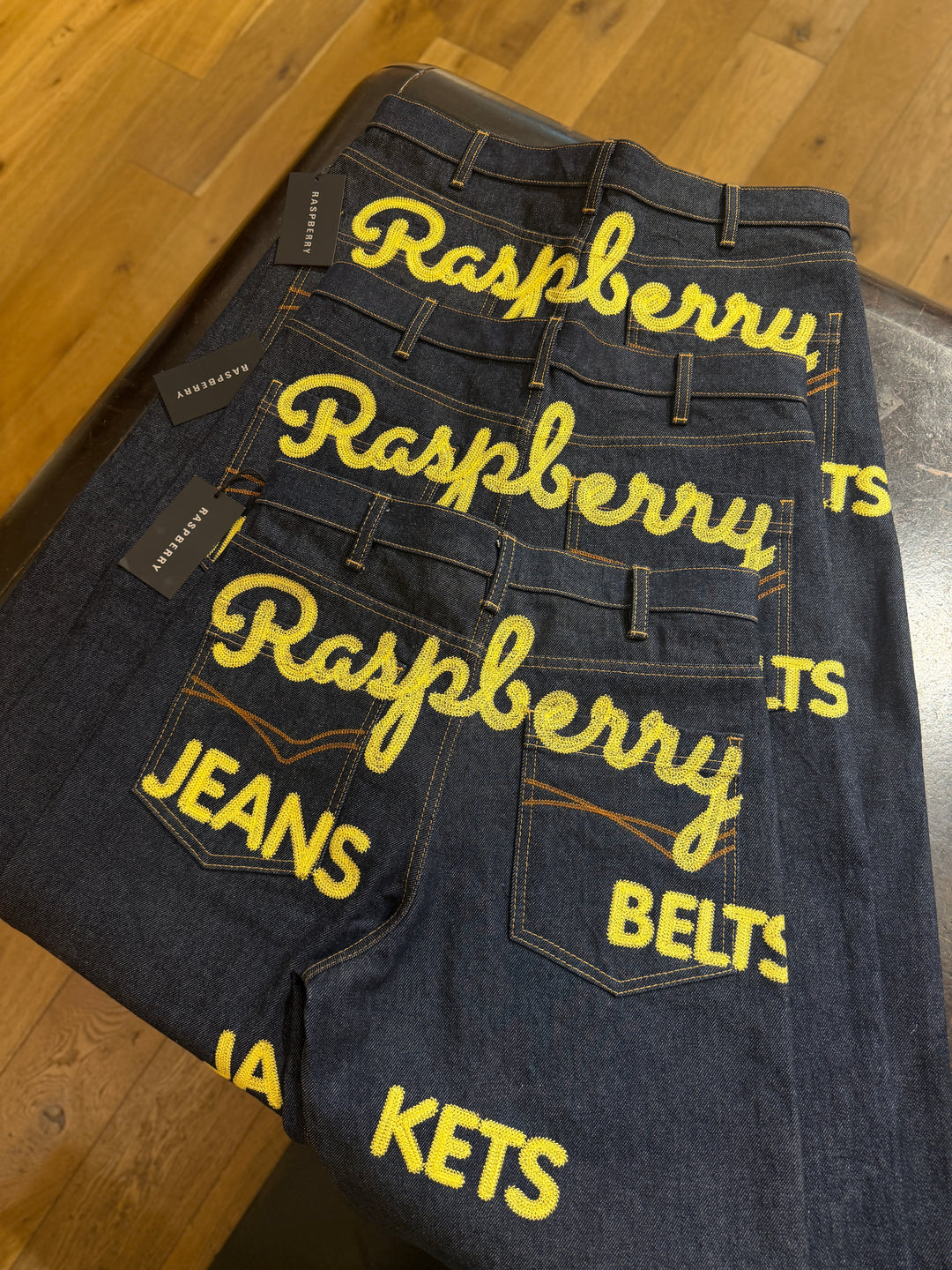 GV Gallery Raspberry Belt Jeans Dark Blue