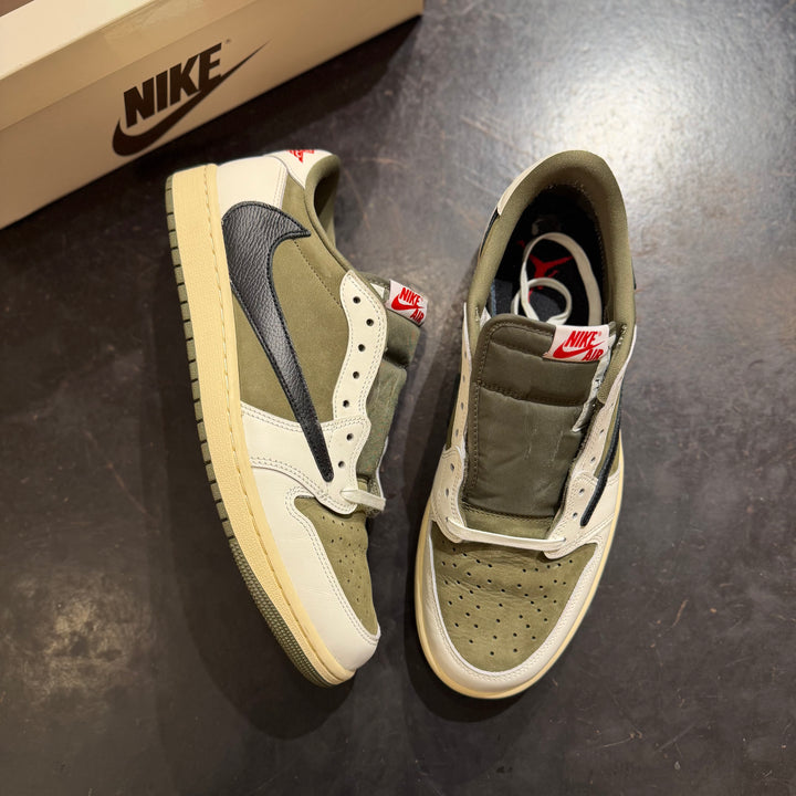 Jordan 1 Retro Low OG SP Travis Scott Medium Olive (PREOWNED)
