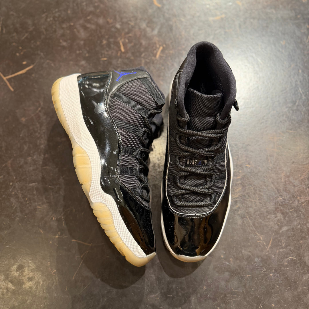 Jordan 11 Space Jam 2016 No Box (PREOWNED)