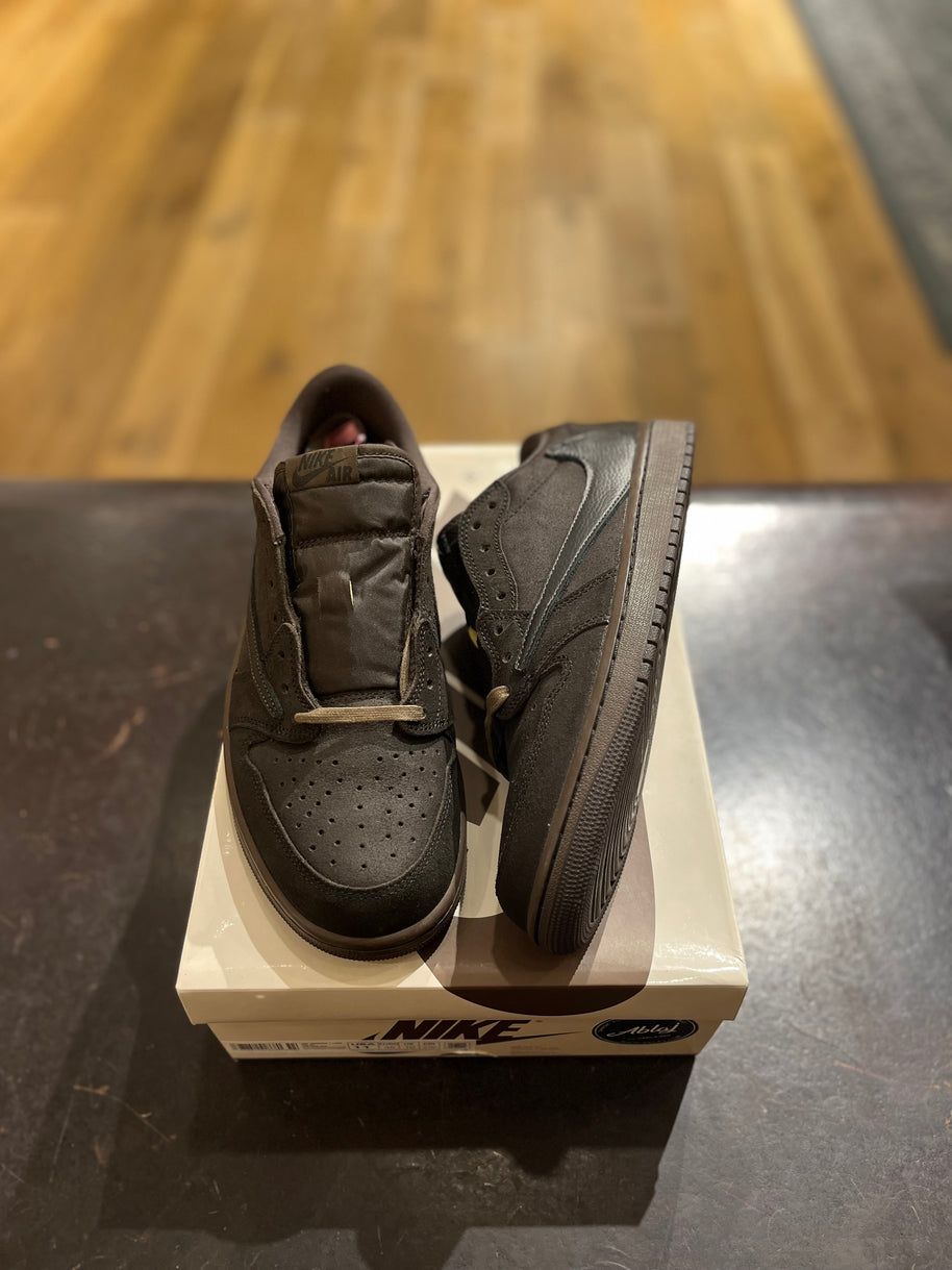 Jordan 1 Retro Low OG SP Travis Scott Velvet Brown (PREOWNED)