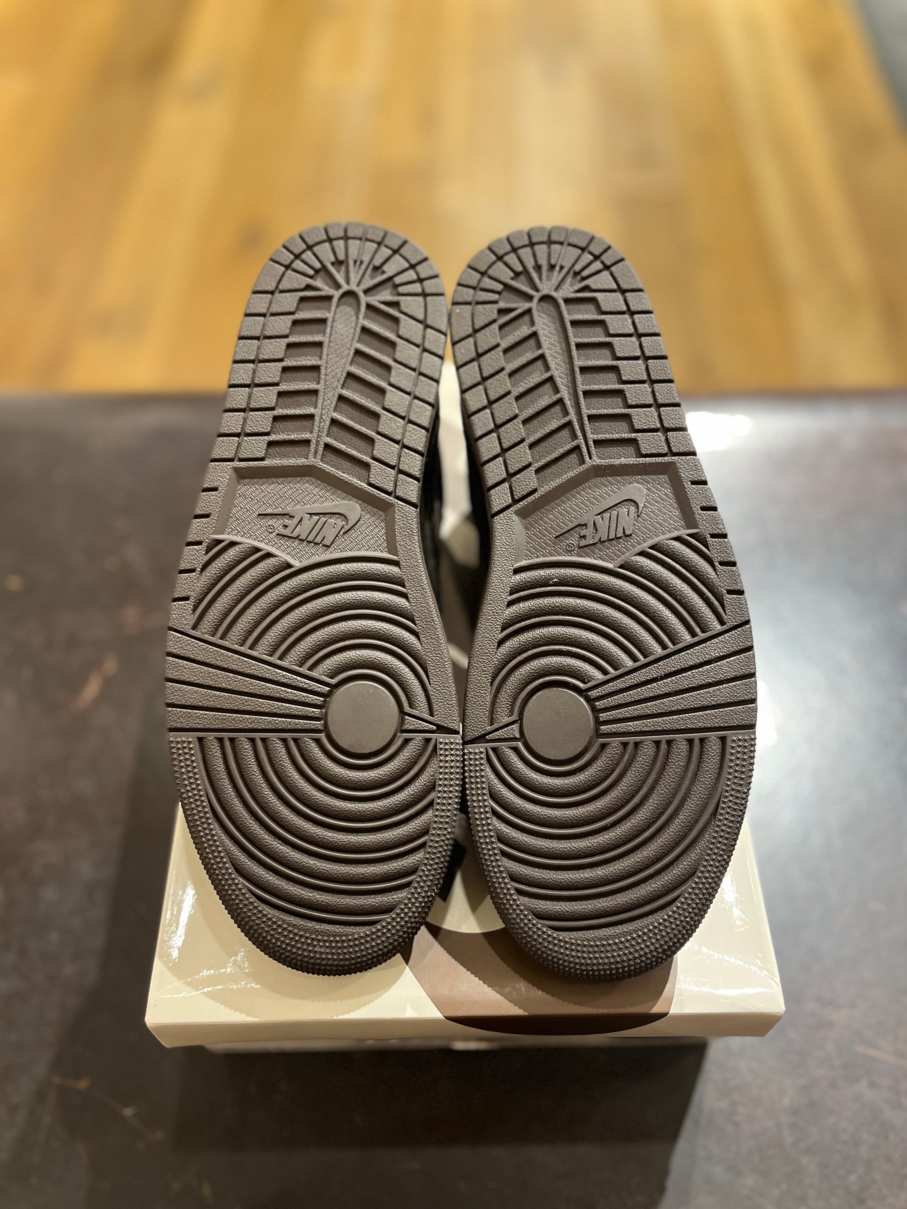 Jordan 1 Retro Low OG SP Travis Scott Velvet Brown (PREOWNED)