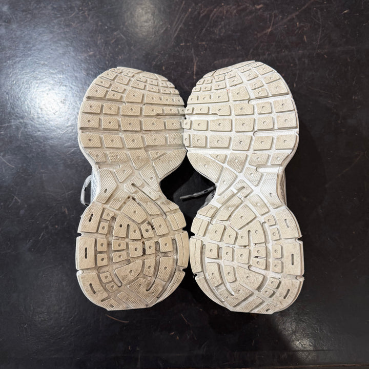 Balenciaga Mesh 3XL Sneakers Sz 42 (PREOWNED)
