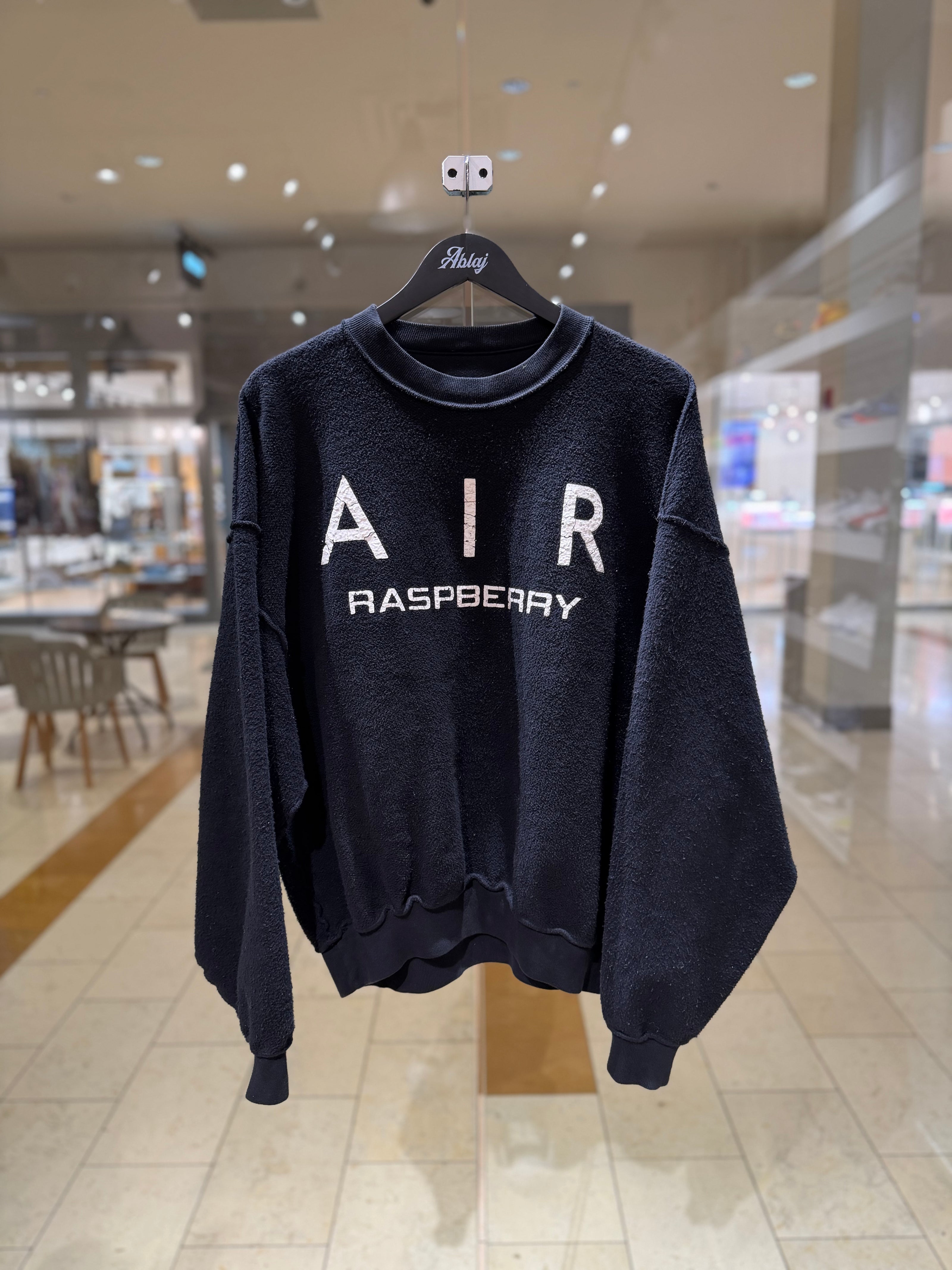 GV Gallery Air Inside Out Crewneck (PREOWNED)