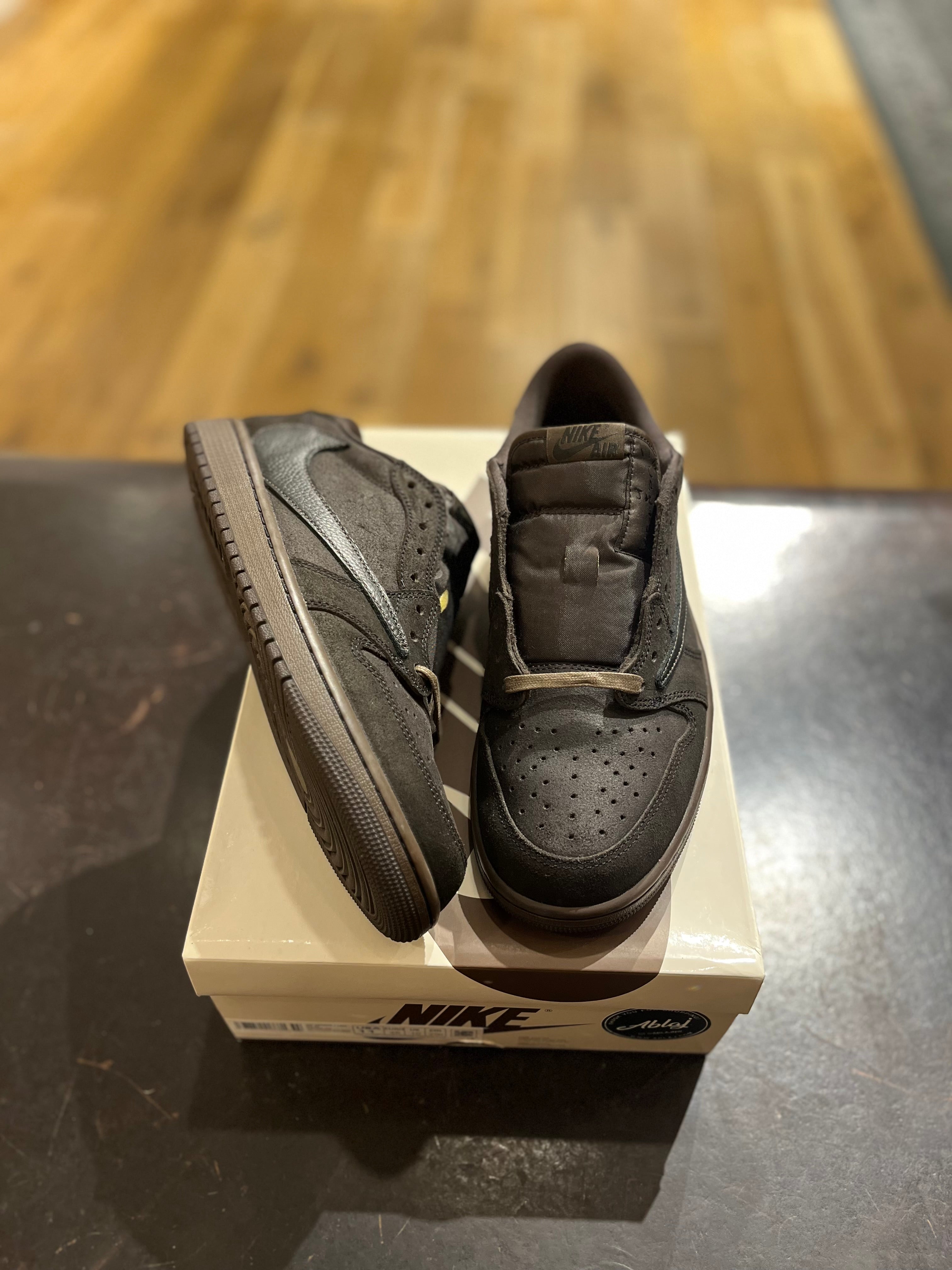 Jordan 1 Retro Low OG SP Travis Scott Velvet Brown (PREOWNED)