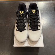 Nike Kobe 9 EM Low Protro Mambacita (PREOWNED)