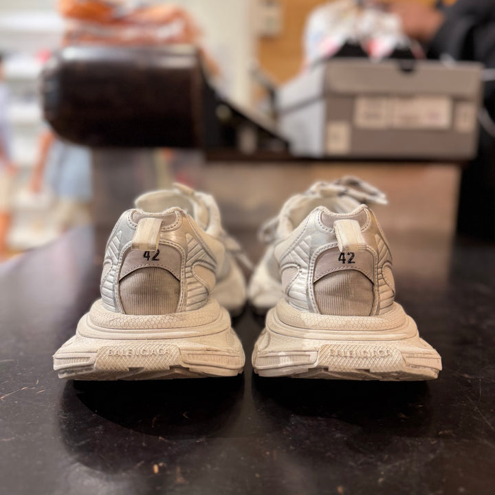 Balenciaga Mesh 3XL Sneakers Sz 42 (PREOWNED)