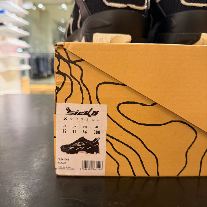 Sicko Vessel Hiking Shoes (Black/Grey) (PREOWNED)