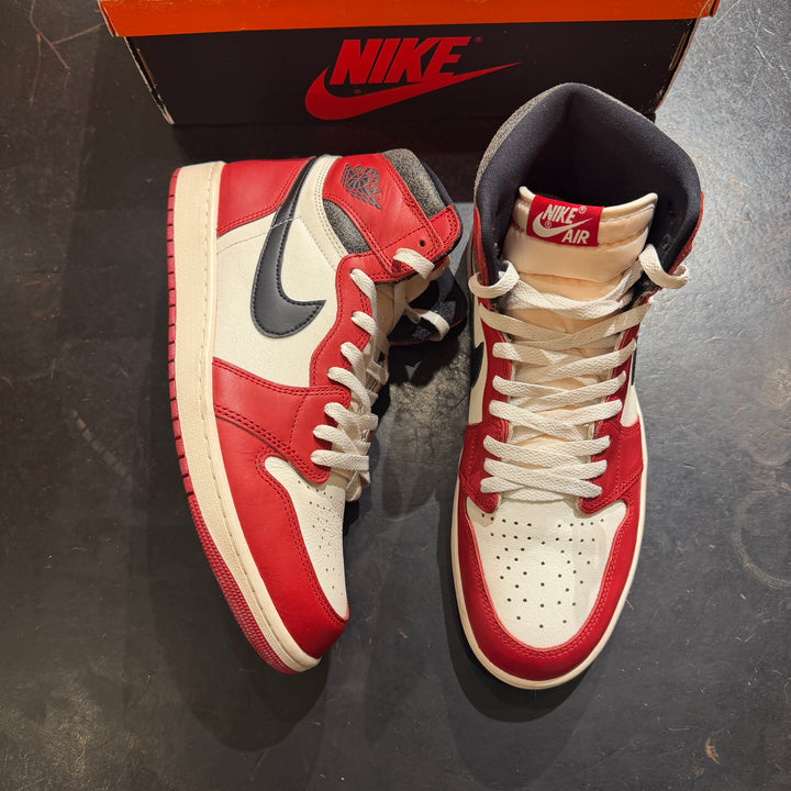 Jordan 1 Retro High OG Chicago Lost and Found (PREOWNED)