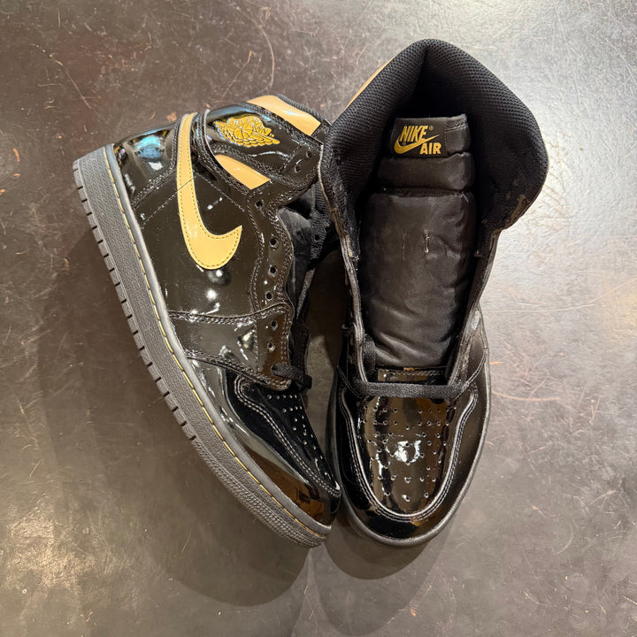 Jordan 1 Retro High Black Metallic Gold (2020) (PREOWNED)