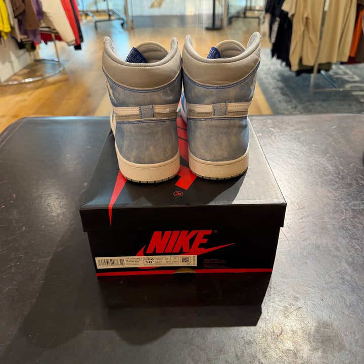 Jordan 1 Retro High Hyper Royal Smoke Grey (PREOWNED)