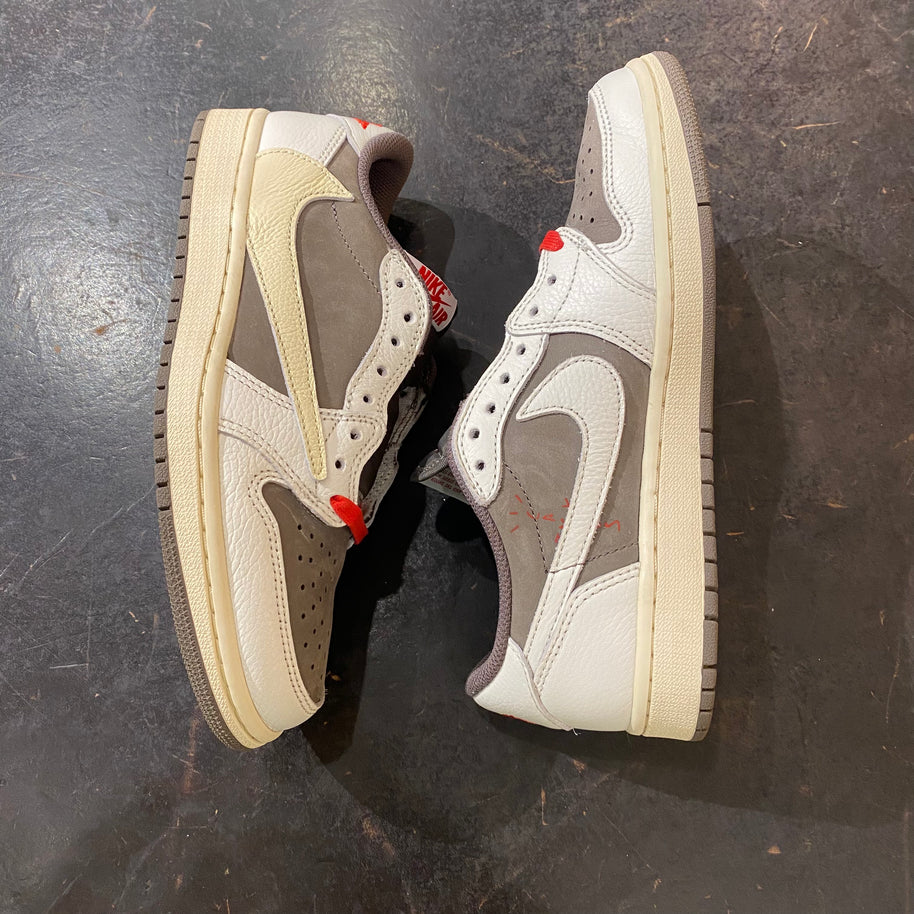 Jordan 1 Retro Low OG SP Travis Scott Reverse Mocha (PREOWNED)