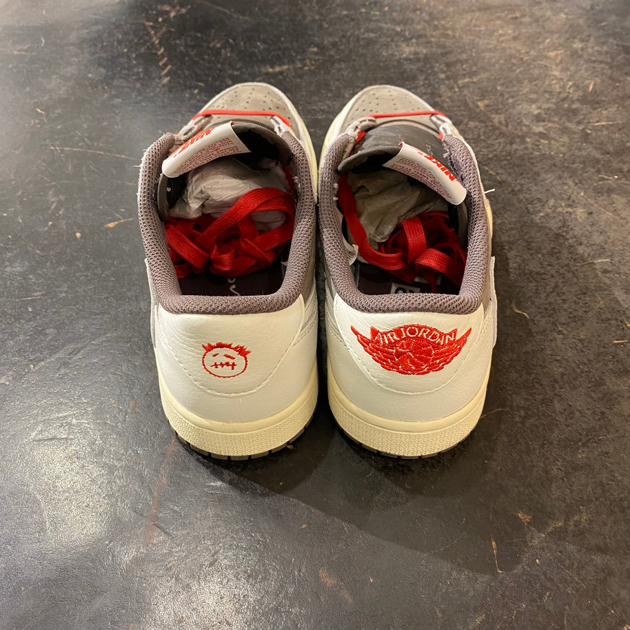 Jordan 1 Retro Low OG SP Travis Scott Reverse Mocha (PREOWNED)