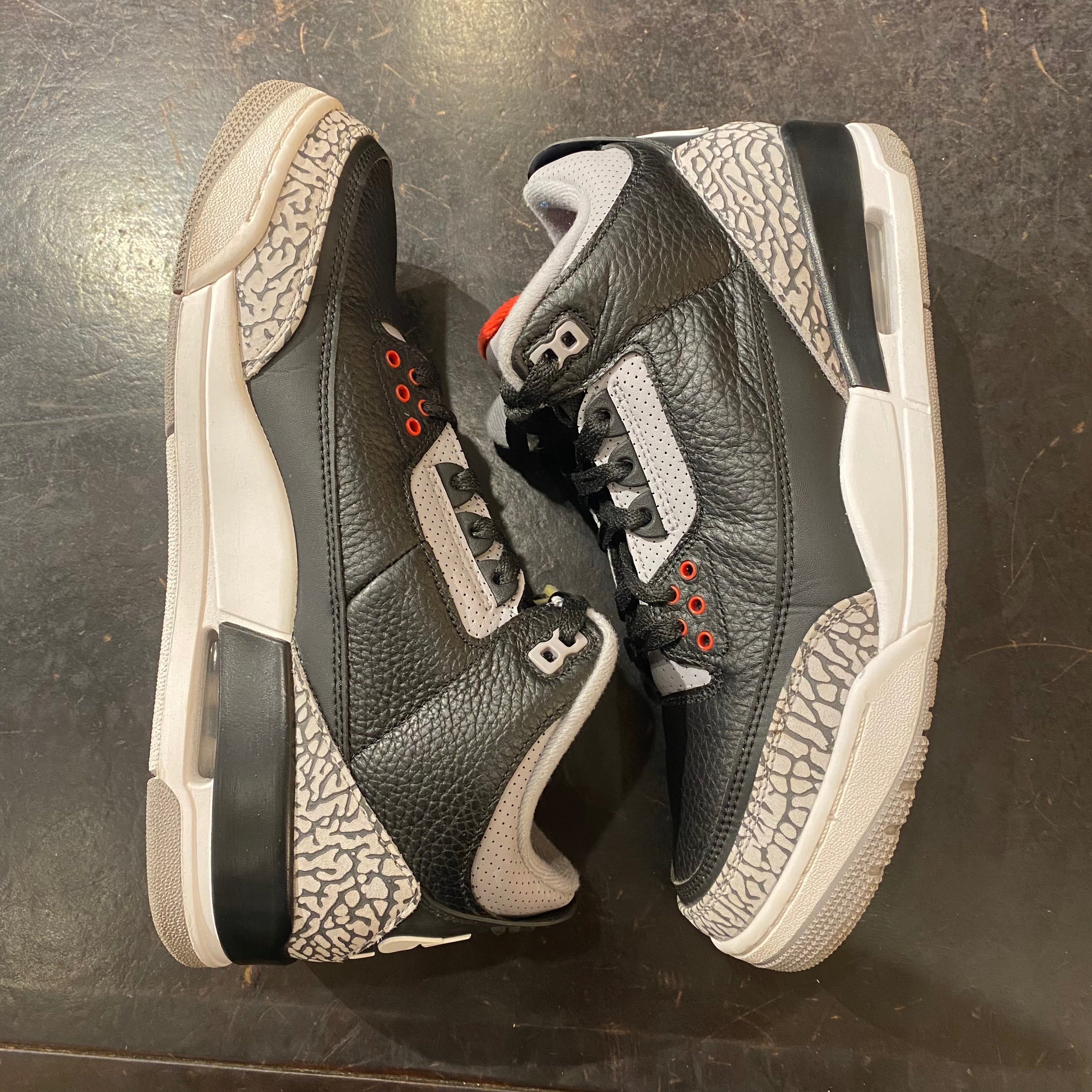 Jordan 3 Retro Black Cement (2018) (Preowned)