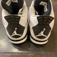 Jordan 4 Retro Military Black (PREOWNED)