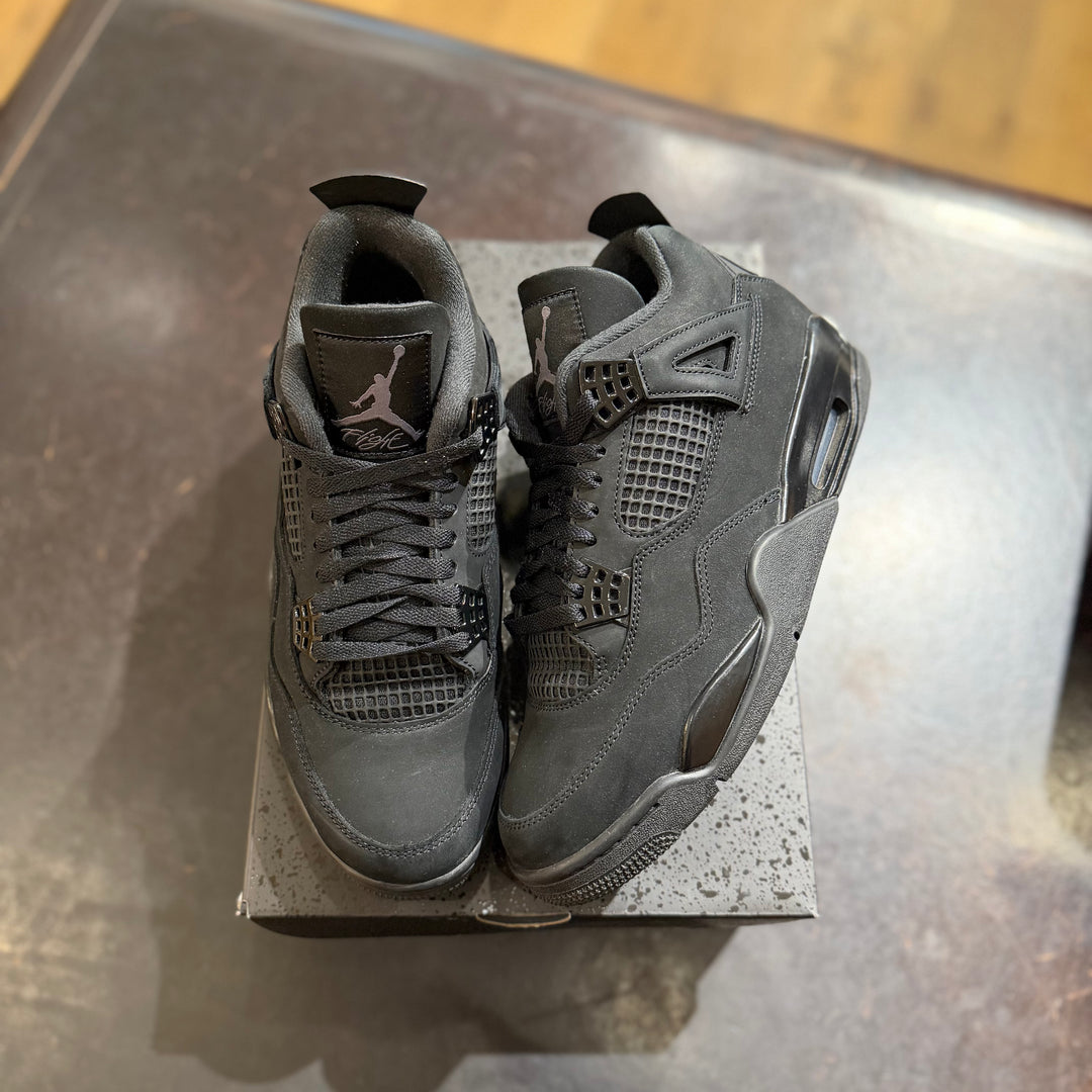 Jordan 4 Retro Black Cat (2025) (PREOWNED)