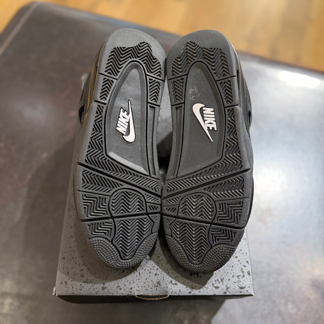 Jordan 4 Retro Black Cat (2025) (PREOWNED)