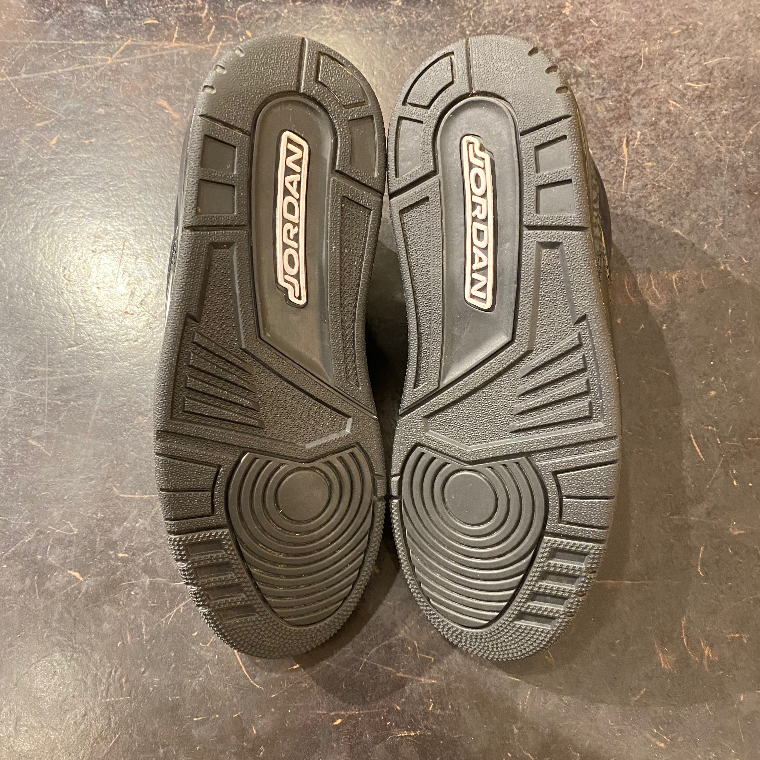 Jordan 3 Retro Black Cat (Preowned)