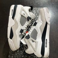 Jordan 4 Military Black (PREOWNED)