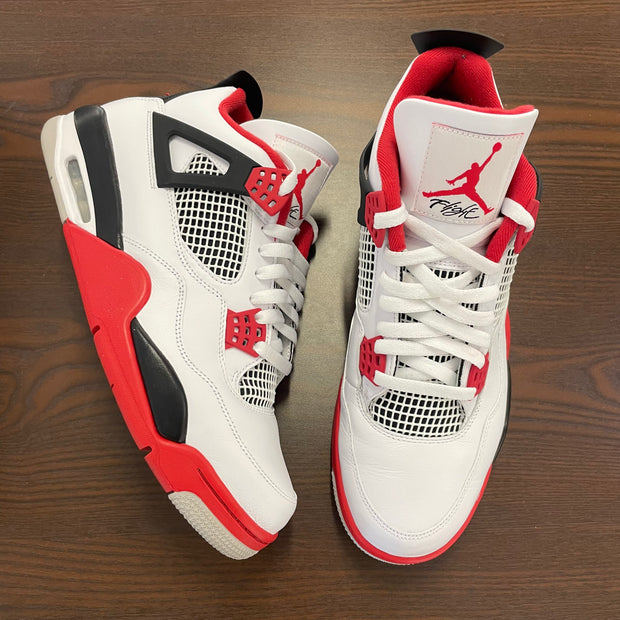 Jordan 4 Retro OG Fire Red (PREOWNED)