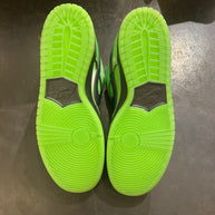 Nike SB Dunk Low The Powerpuff Girls Buttercup (PREOWNED)