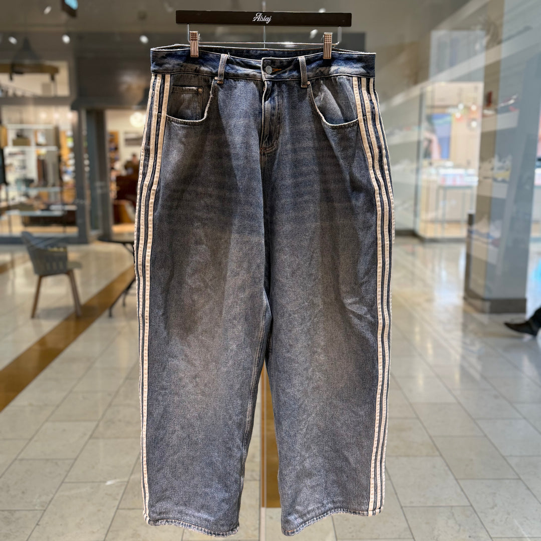GV Gallery Raspberry Hills Baggy Denim Jeans (PREOWNED)