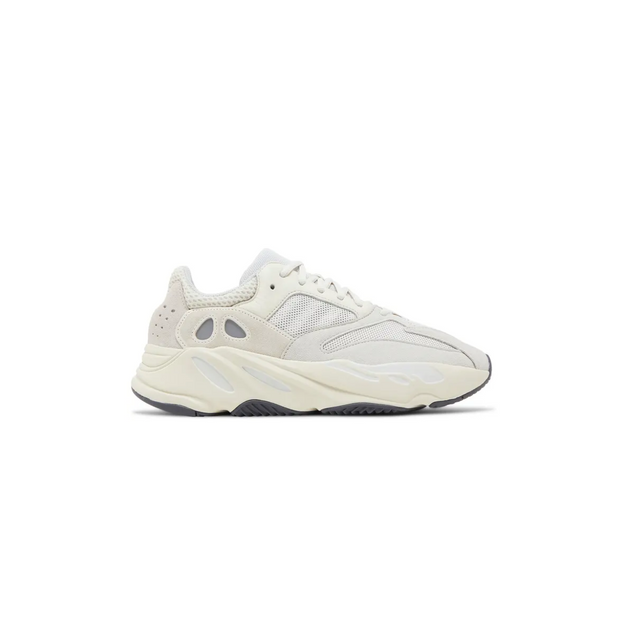 Yeezy Boost 700 Analog