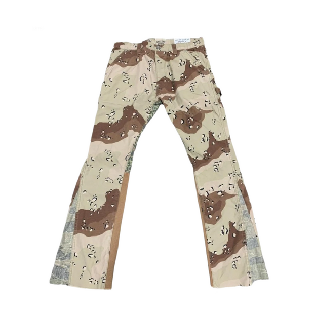 Gallery Dept. G Patch Camo Pants (PREOWNED)